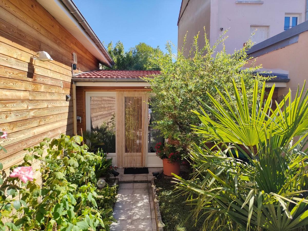 L'Escale Vichy Villa Exterior foto
